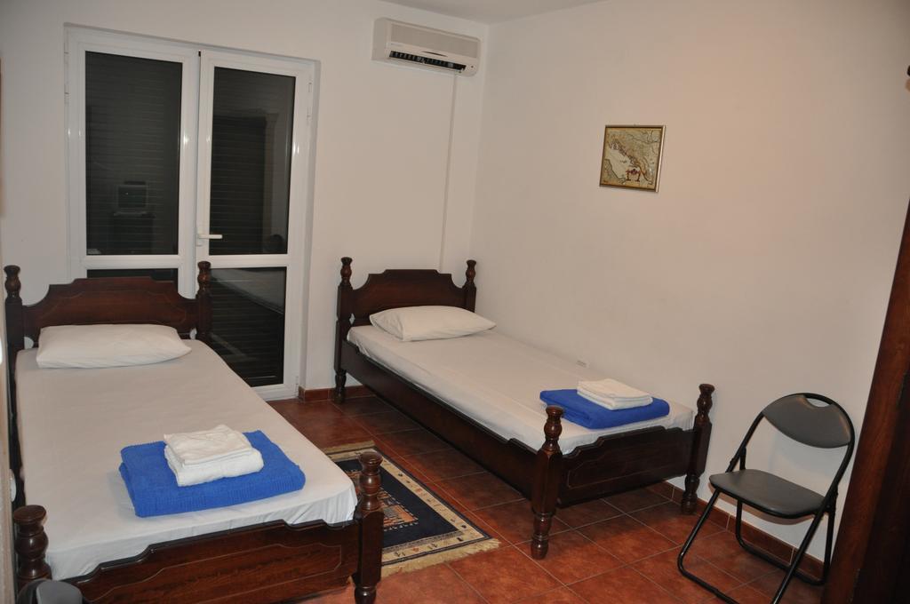 Apartmani Jasmina Kotor Buitenkant foto